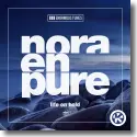 Cover:  Nora En Pure - Life on Hold