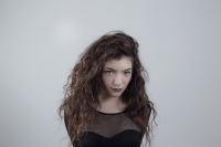 Lorde bekommt eigene Kosmetiklinie